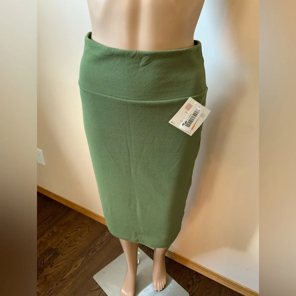 Lularoe - Picture 6 of 10